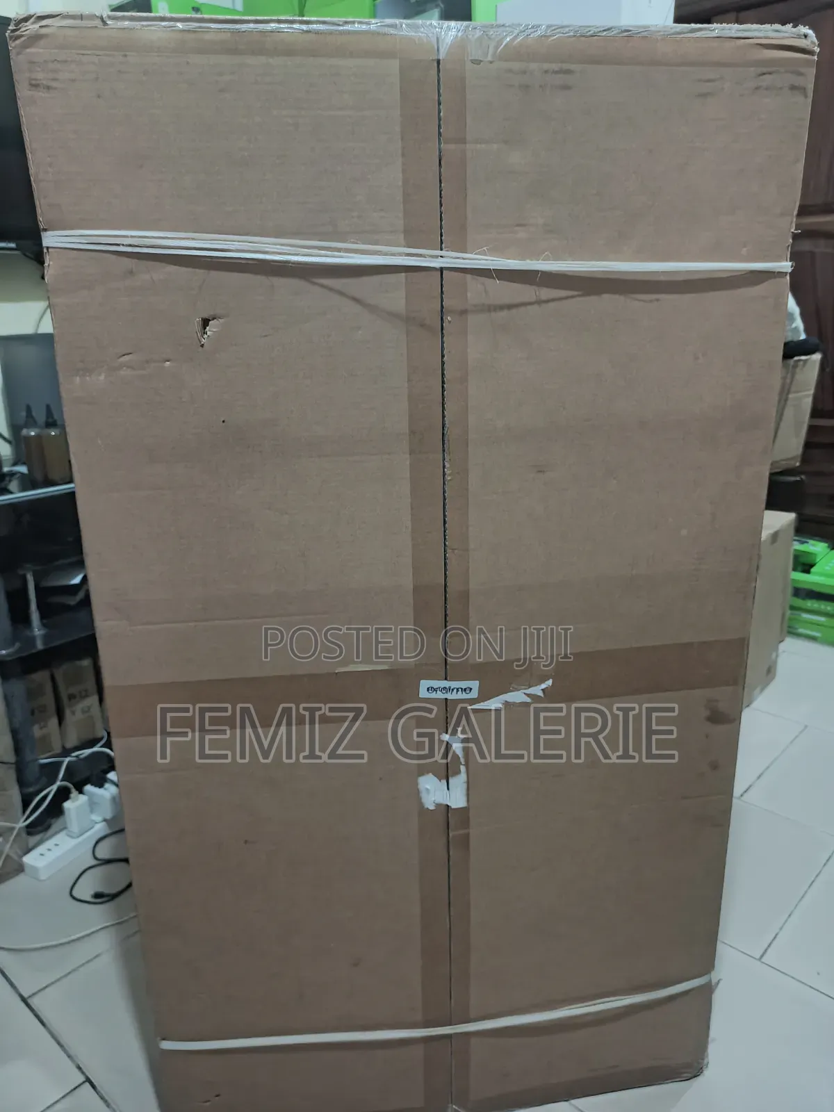 Oraimo Flexistation Ergonomic Smart Adjustable Electric Standing Desk