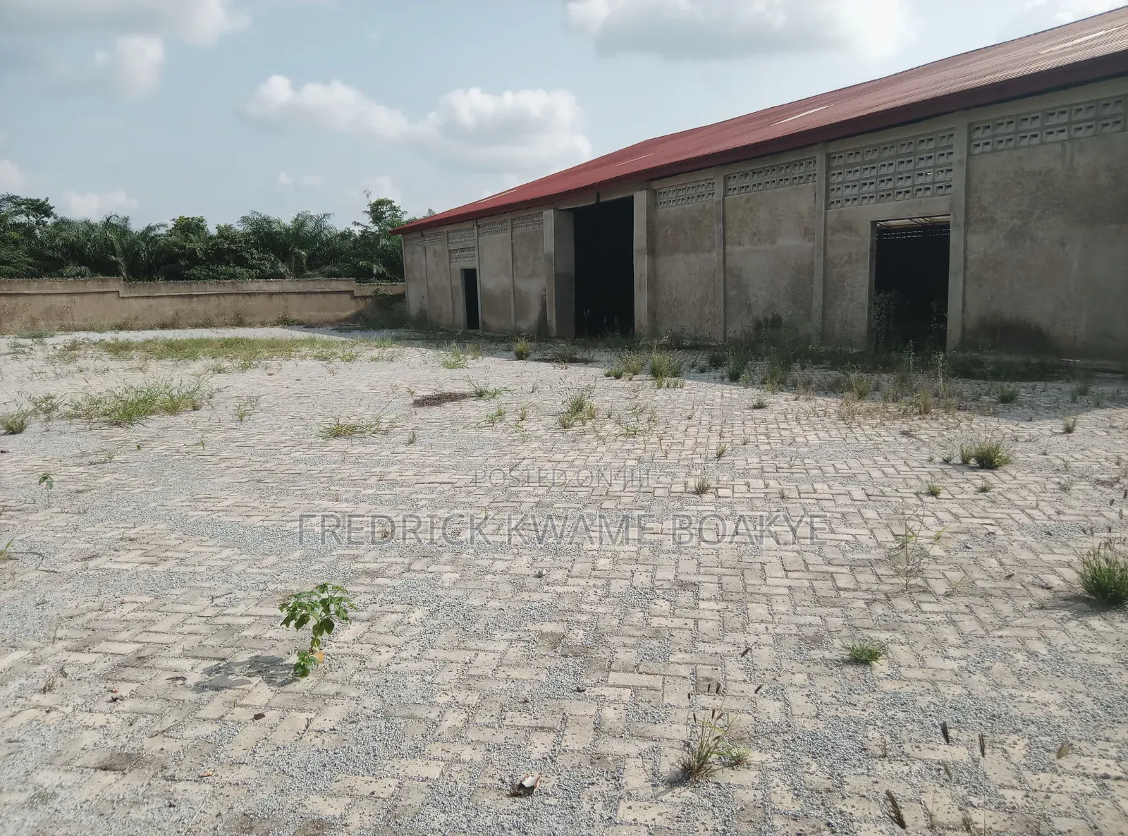 Warehouse for Sale at Anwia Nkwanta Obuoasi Road