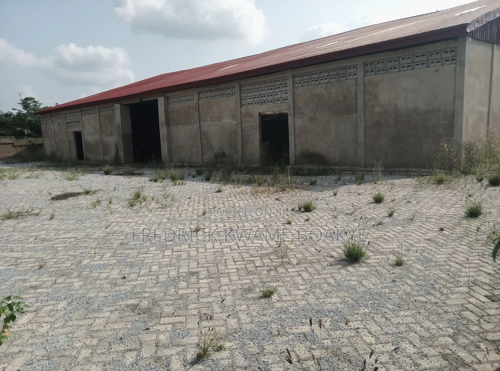 Warehouse for Sale at Anwia Nkwanta Obuoasi Road