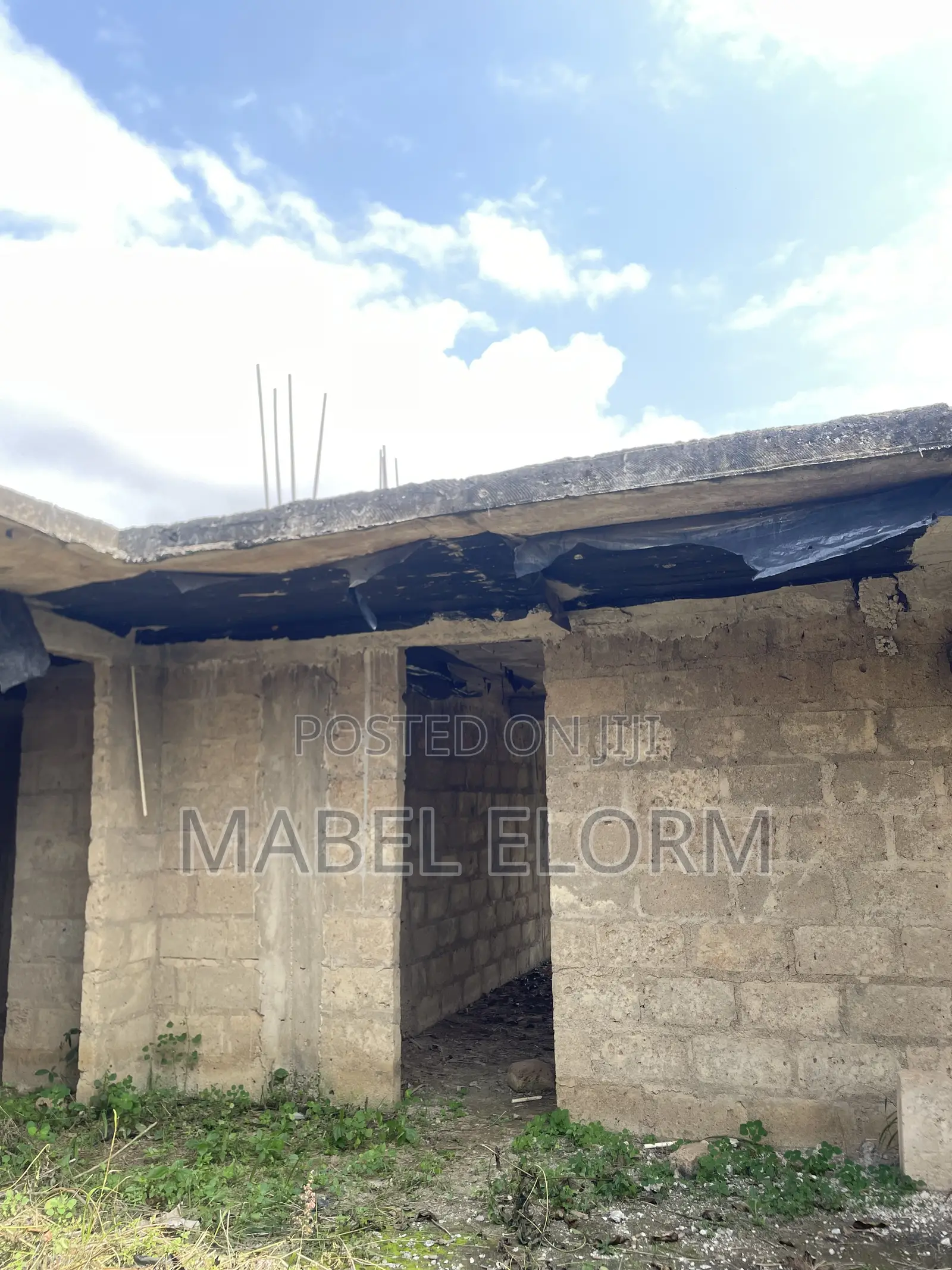 3bdrm House in Esaase, Afigya-Kwabre for sale
