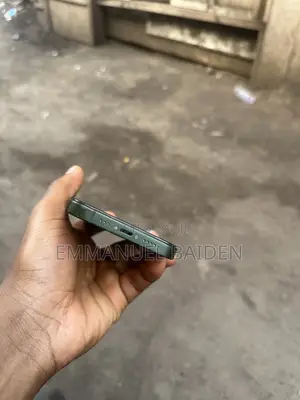 Apple iPhone 13 128 GB Green