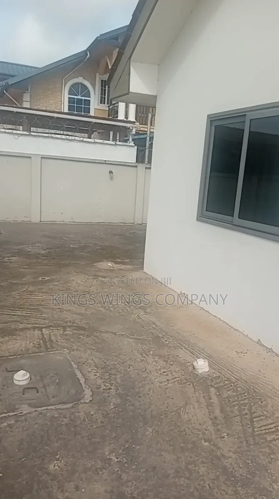 Furnished 4bdrm House in Sakumono for rent
