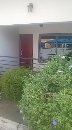 Furnished 4bdrm House in Sakumono for rent