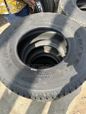255/70r15 Goodyear