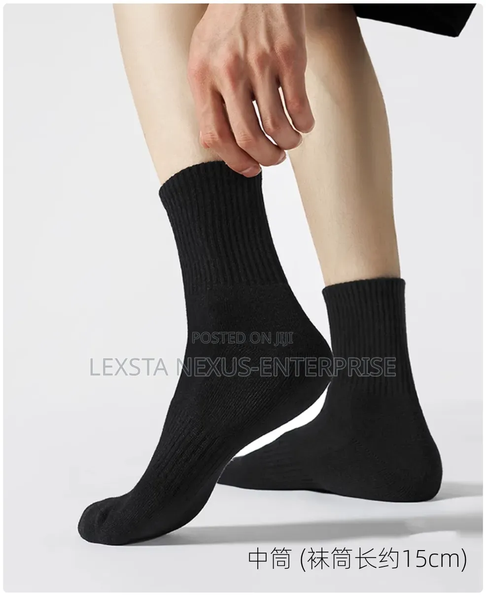 Double-Needle Mid-Calf Socks - Black and White