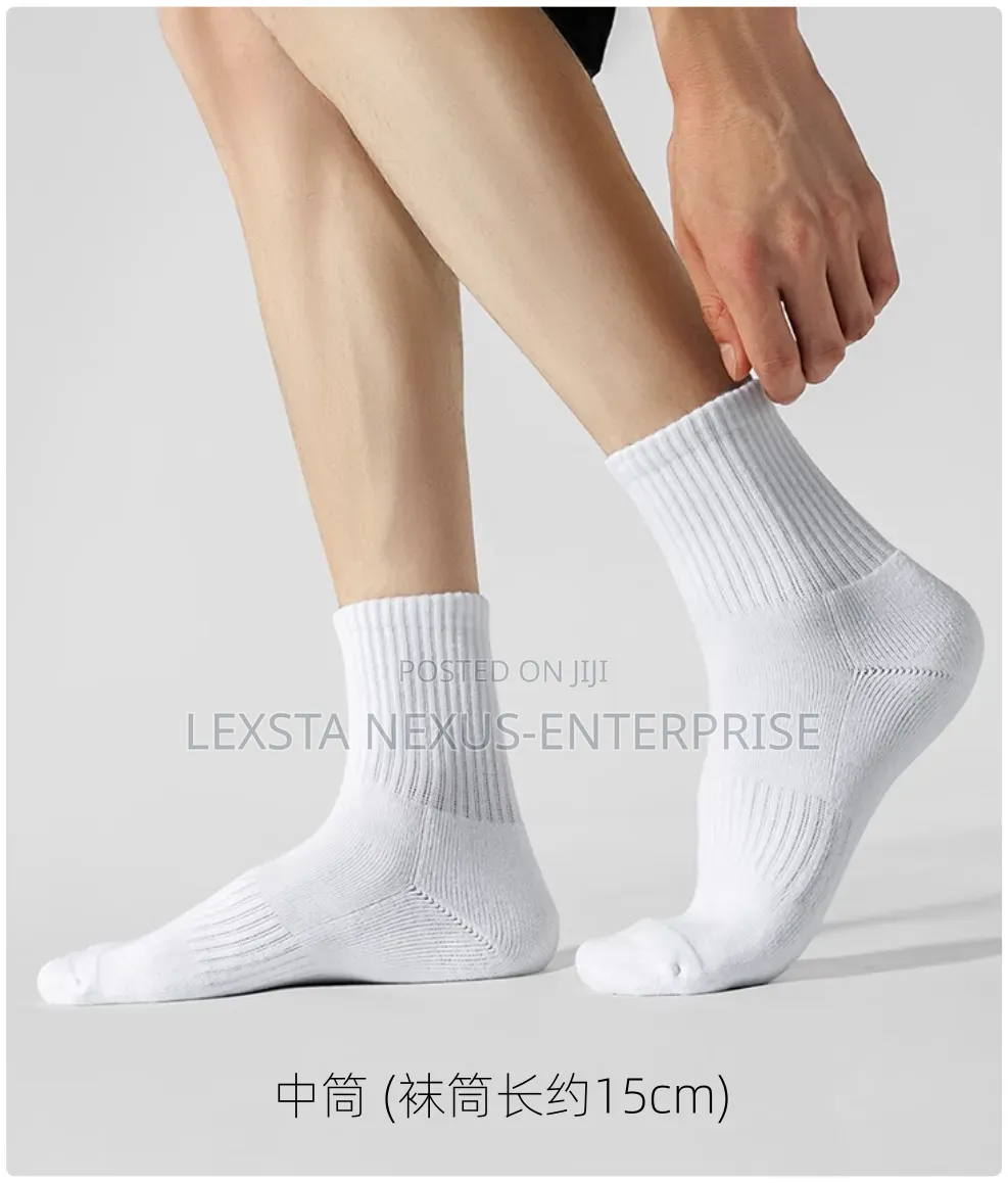 Double-Needle Mid-Calf Socks - Black and White