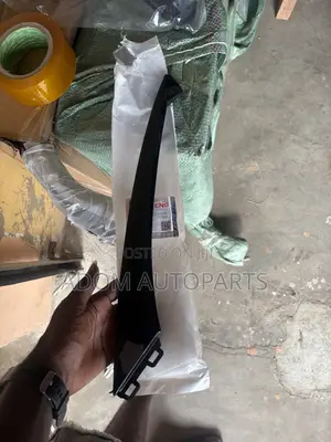 Honda Accord Headlight Seat Moulding 2018 2019 2020 2021 2022