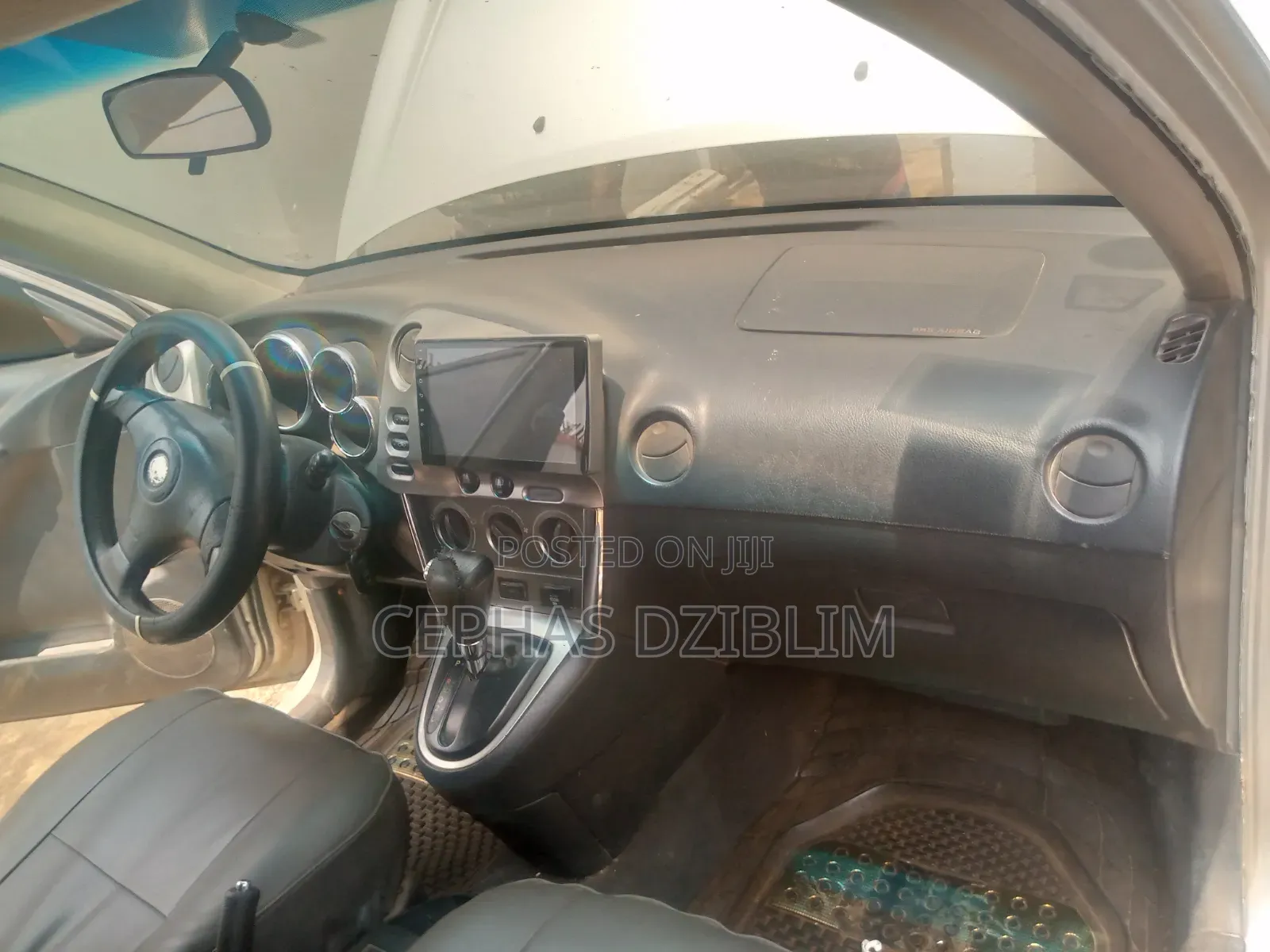 Toyota Matrix Hatchback FWD (1.8L 4cyl 5M) 2008 Silver