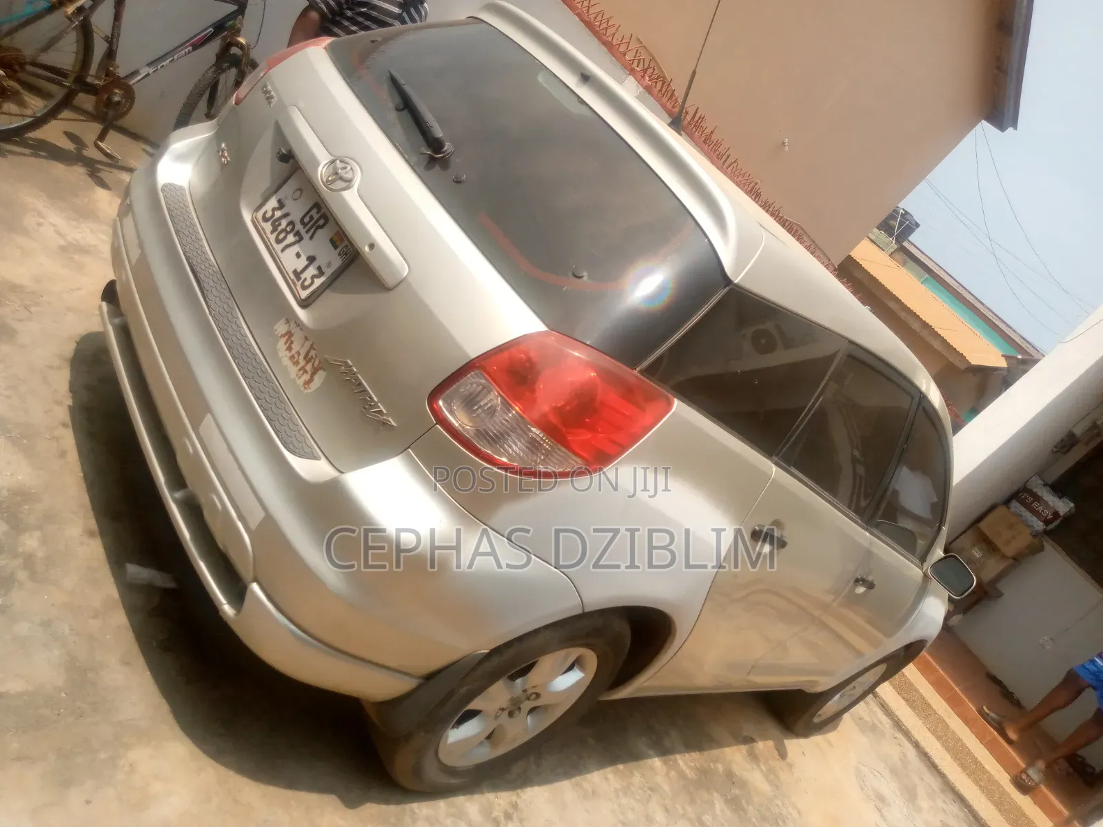 Toyota Matrix Hatchback FWD (1.8L 4cyl 5M) 2008 Silver