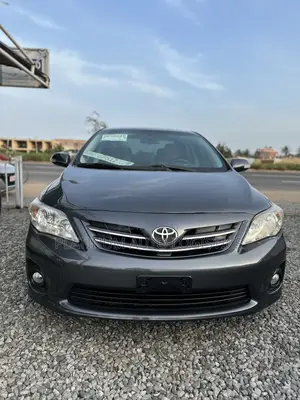Toyota Corolla Altis 2012 Gray