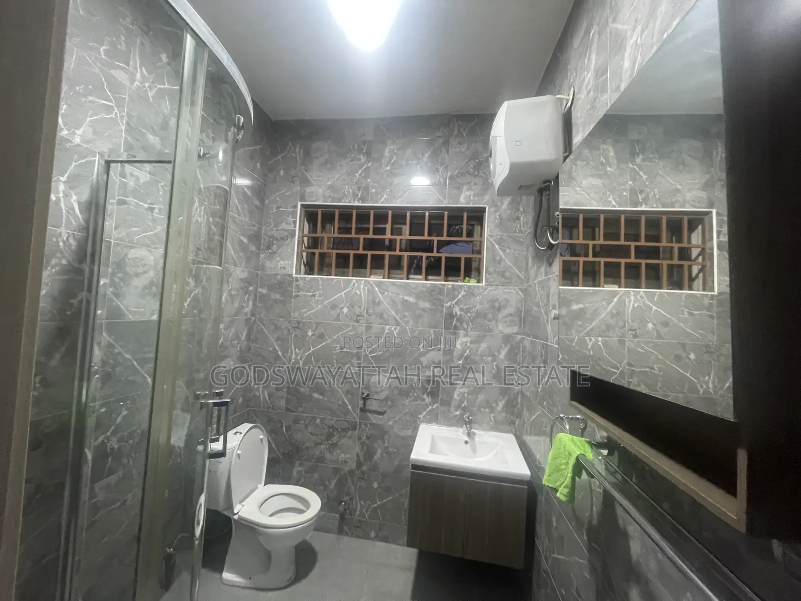 3bdrm Apartment in East Legon, Adjiriganor for rent