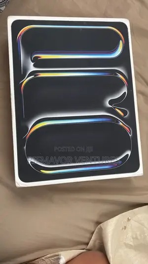New Apple iPad Pro 13 (2024) 256 GB Black
