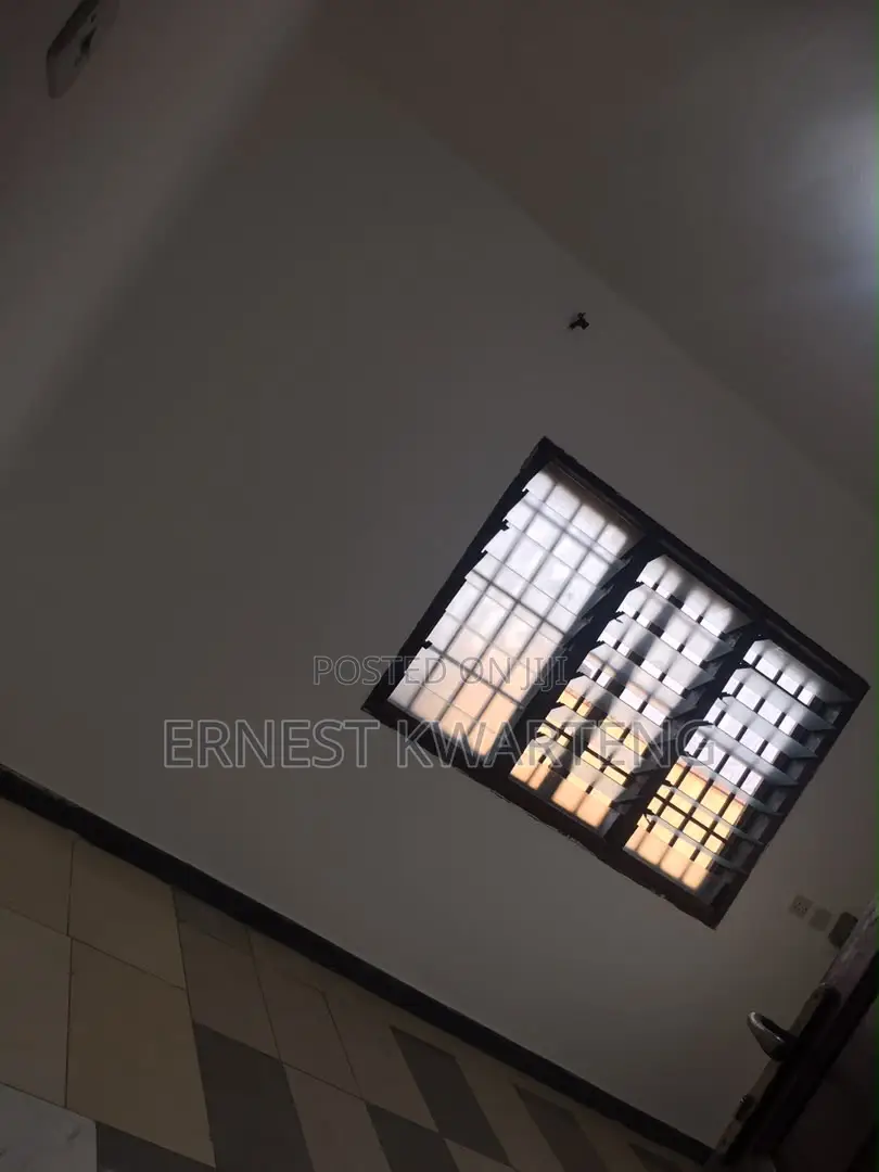 2bdrm Apartment in Super Elite Estate, Sowutwuom for rent