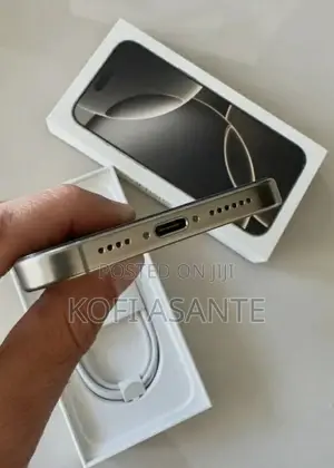 Apple iPhone 16 Pro Max 1 TB Silver