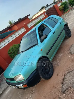 Volkswagen Golf 2005 Green