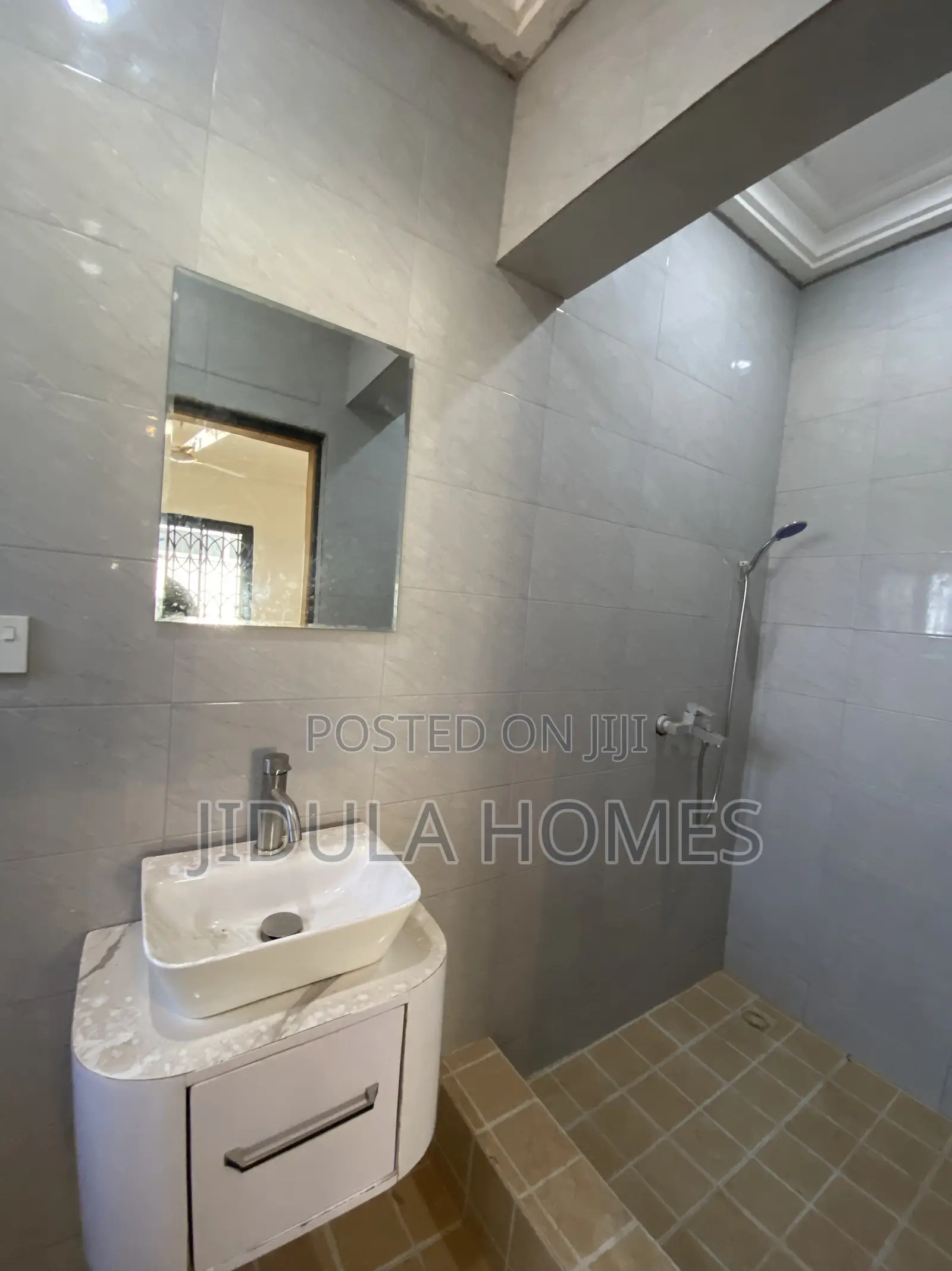 3bdrm Apartment in East Legon Hills, School Junction for rent