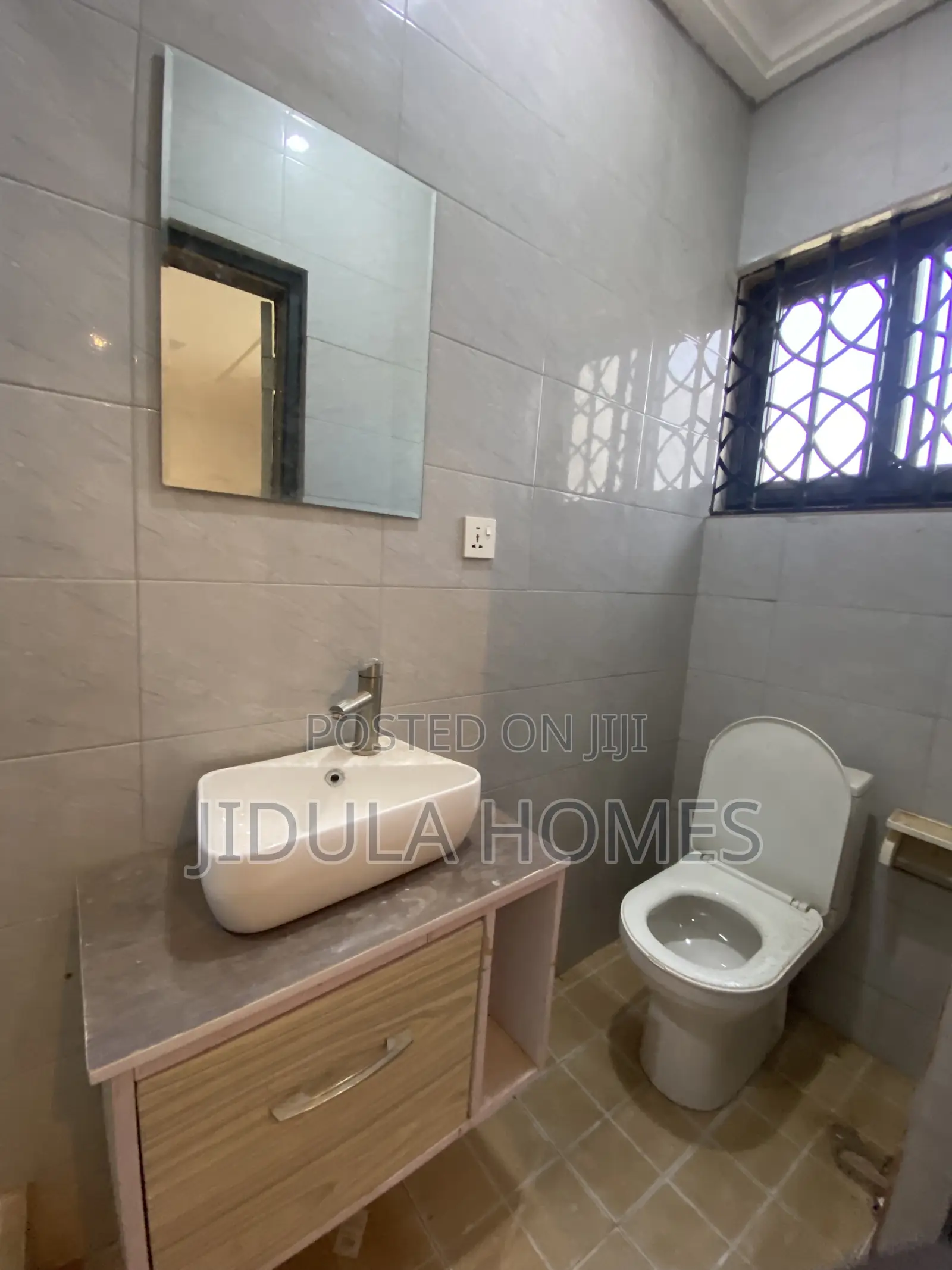 3bdrm Apartment in East Legon Hills, School Junction for rent