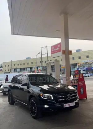 Mercedes-Benz GLB-Class GLB 250 4MATIC 2021