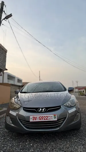 Hyundai Elantra Limited 4dr Sedan (1.8L 4cyl 6A) 2014 Silver