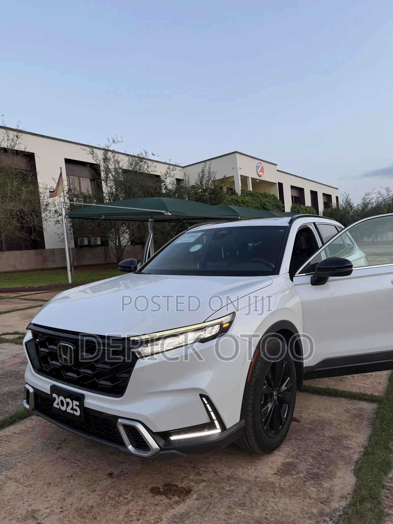 Honda CR-V 2025 White