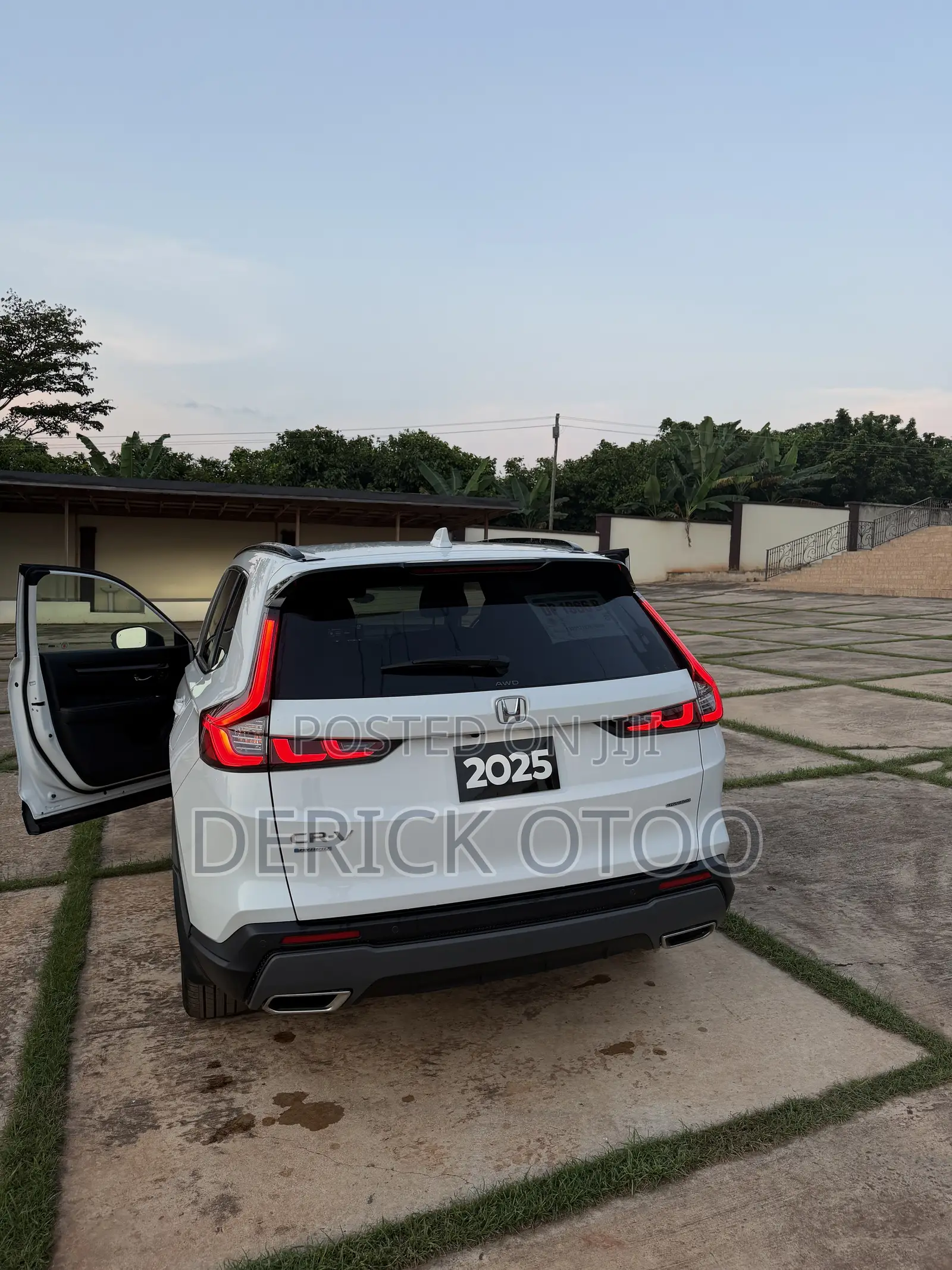 Honda CR-V 2025 White