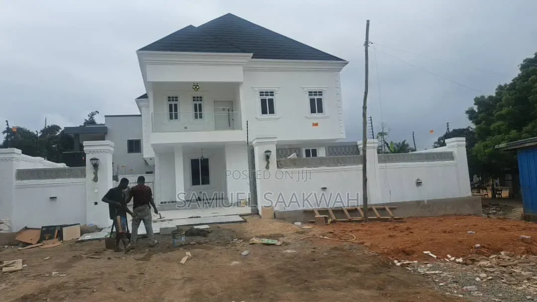 4bdrm House in Acp, Pokuase for sale