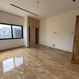 4bdrm House in Airport Residential Area for sale