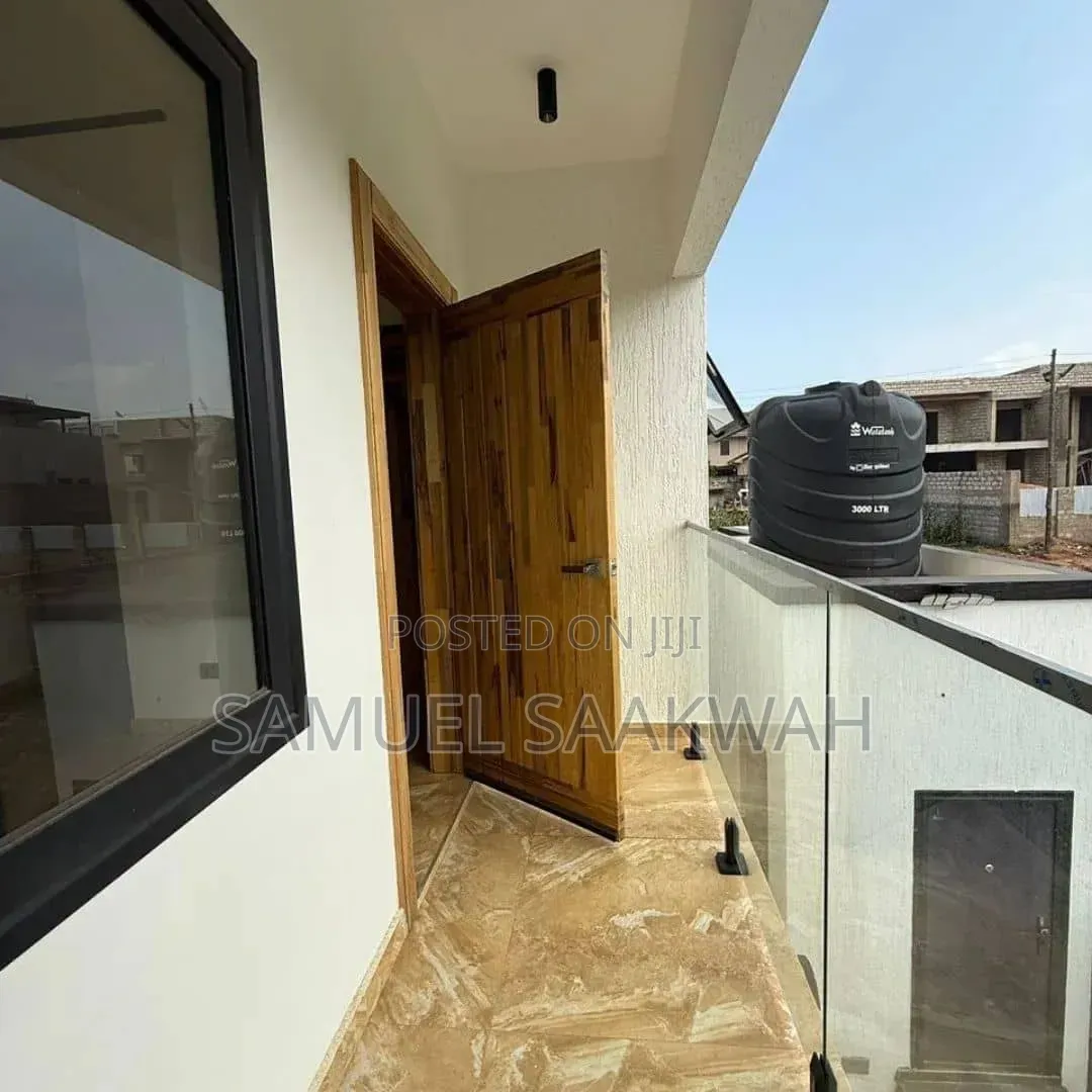 4bdrm House in Airport Residential Area for sale