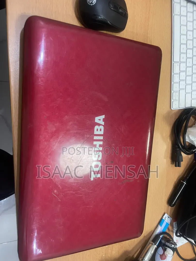 Laptop Toshiba 4GB AMD A6 HDD 500GB