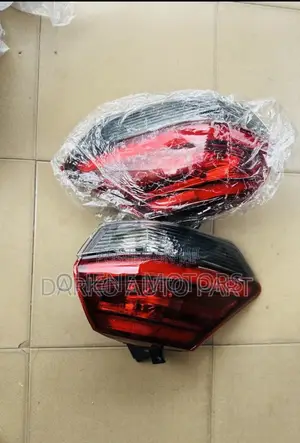 Nissan Rogue 2017-2018 Taillight Pair Available