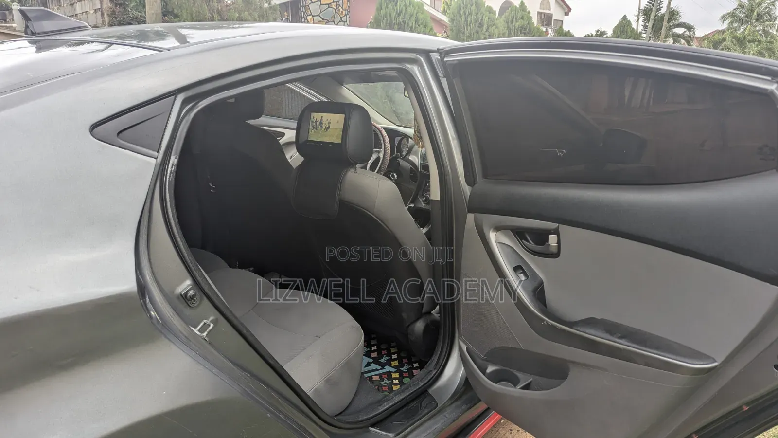 Hyundai Elantra SE 4dr Sedan (1.8L 4cyl 6A) 2014 Gray