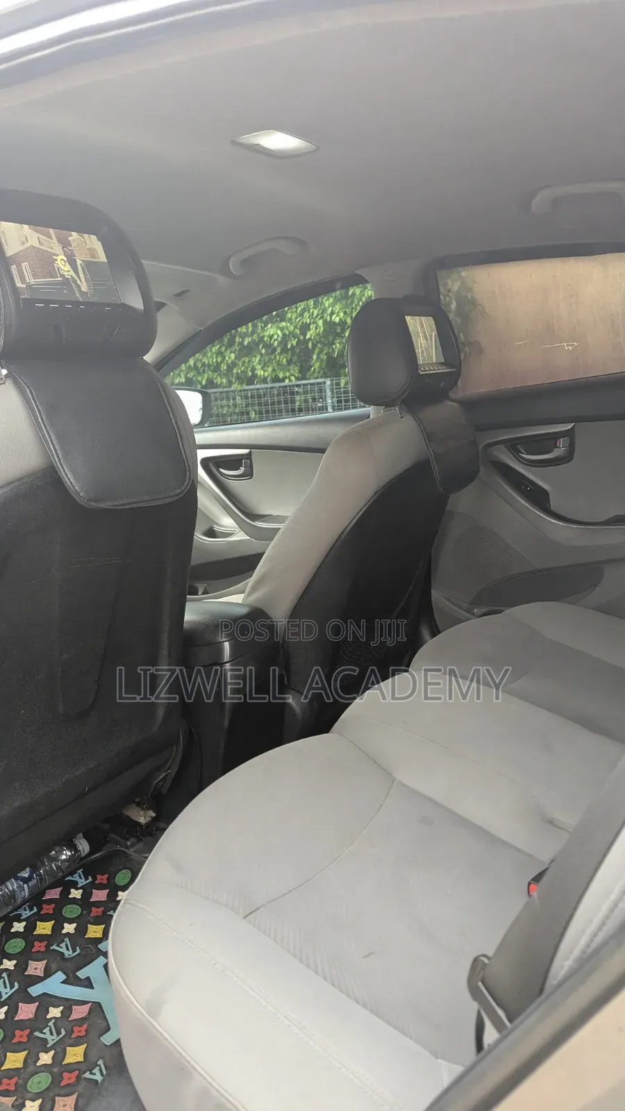Hyundai Elantra SE 4dr Sedan (1.8L 4cyl 6A) 2014 Gray