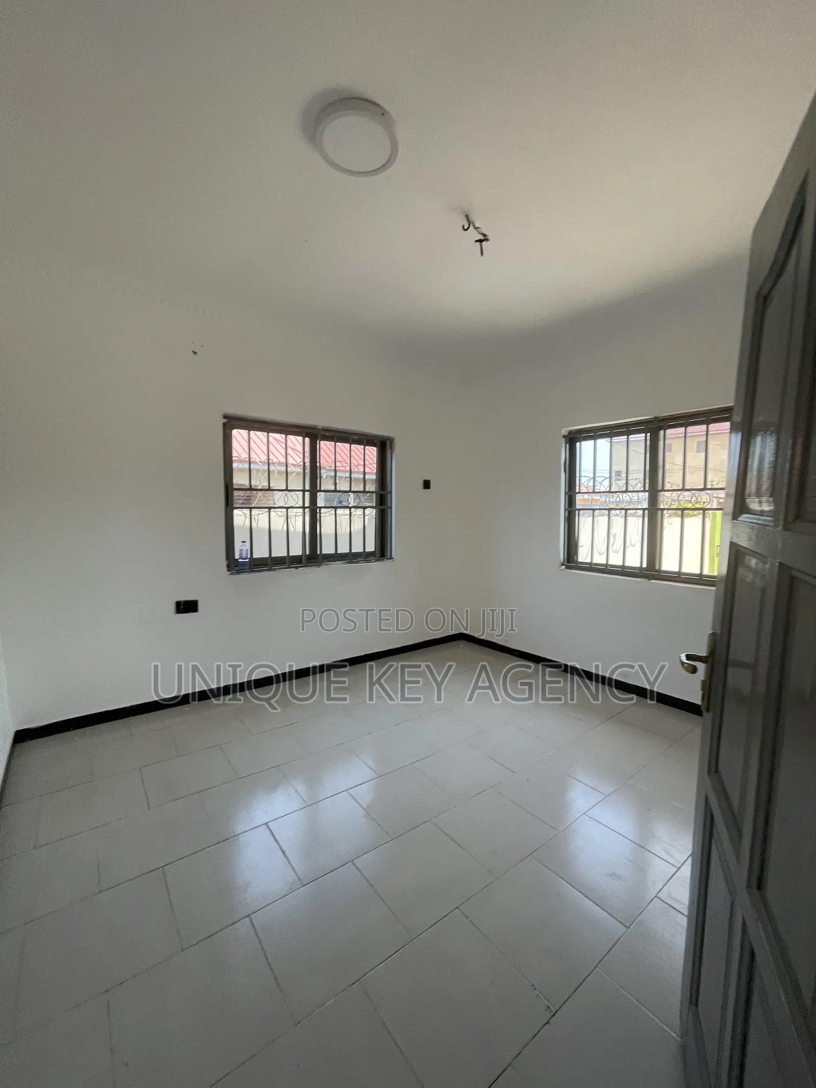 2bdrm House in Unique Key Agency, Spintex for rent
