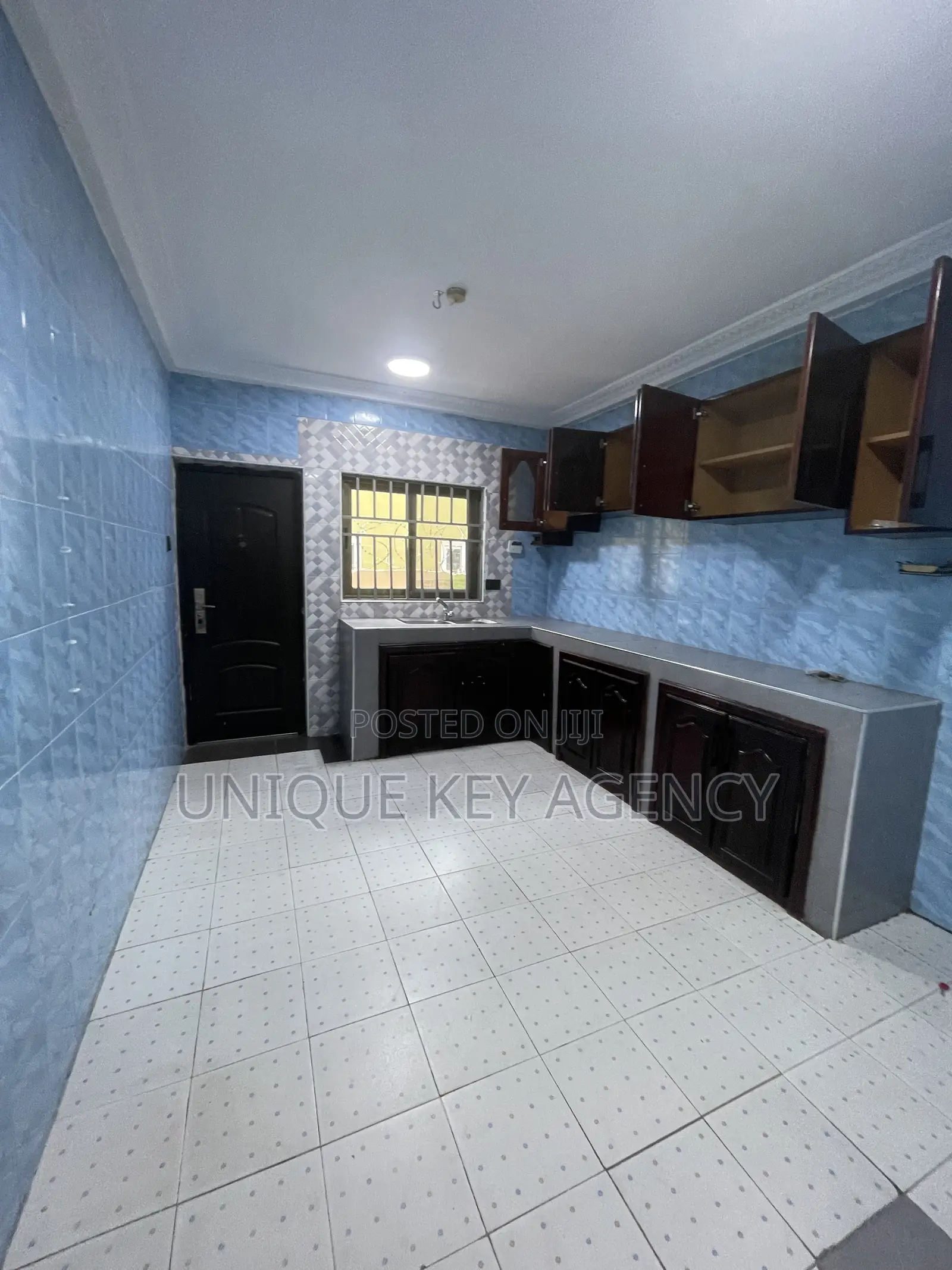 2bdrm House in Unique Key Agency, Spintex for rent