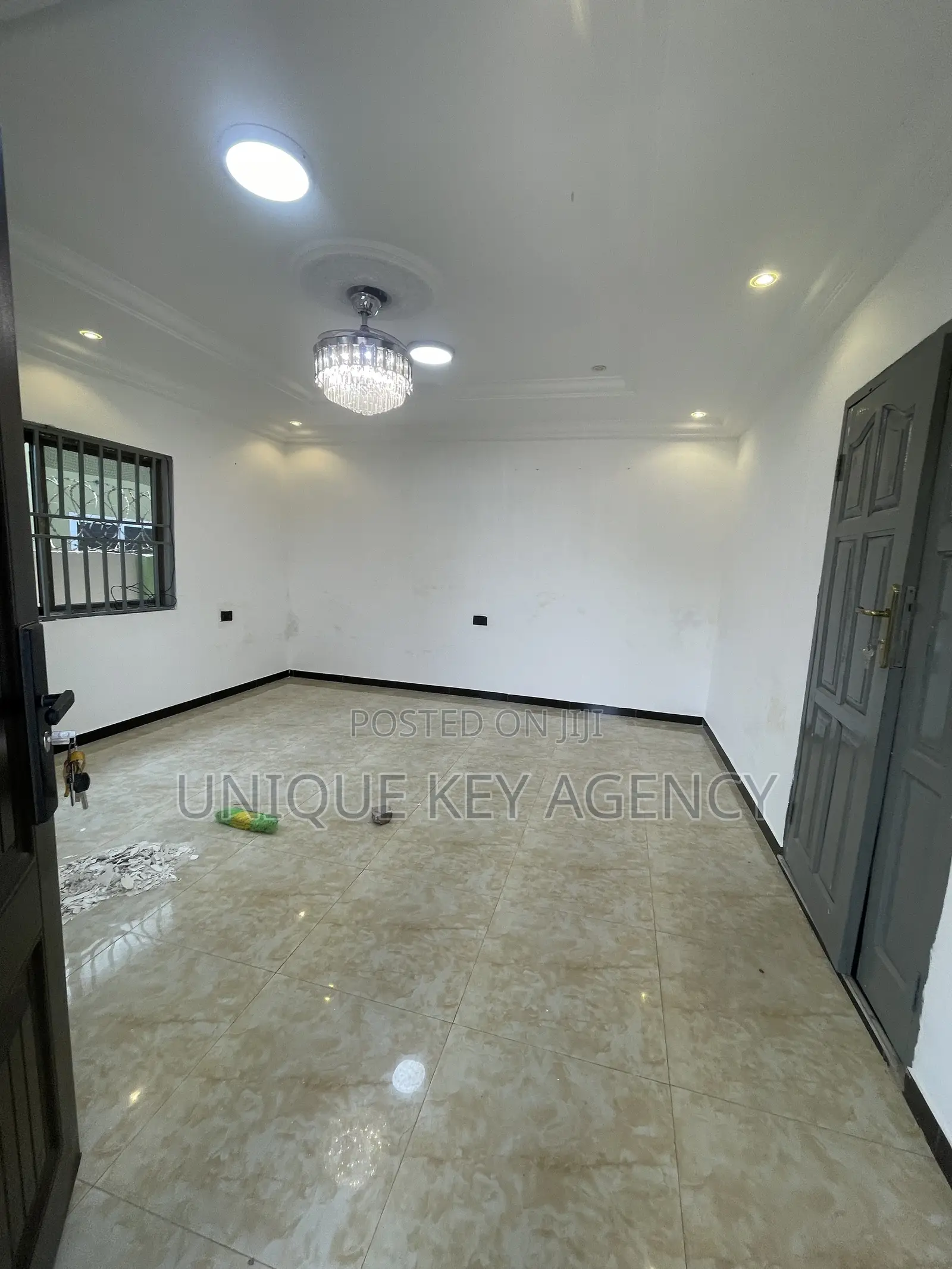 2bdrm House in Unique Key Agency, Spintex for rent
