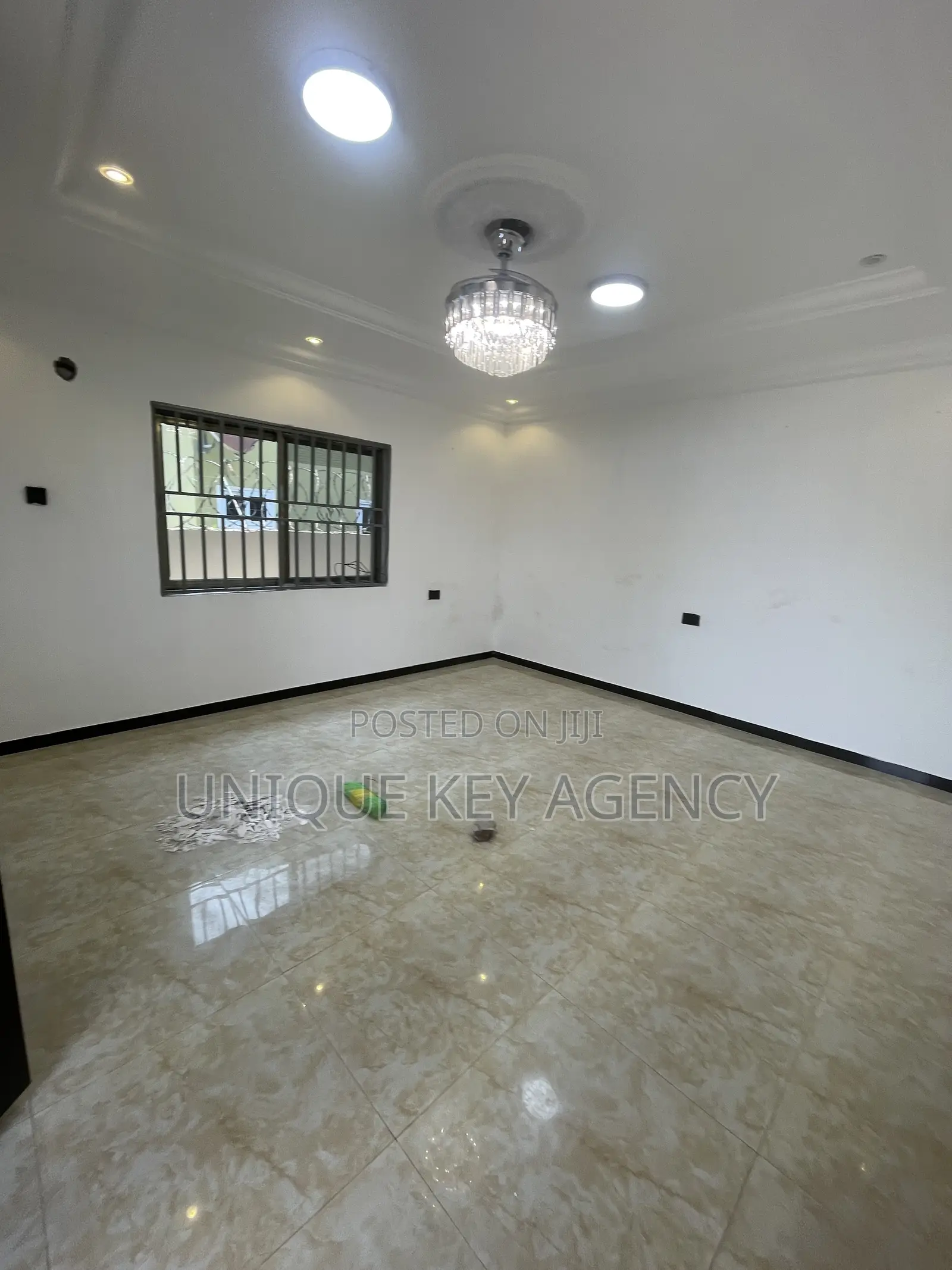 2bdrm House in Unique Key Agency, Spintex for rent