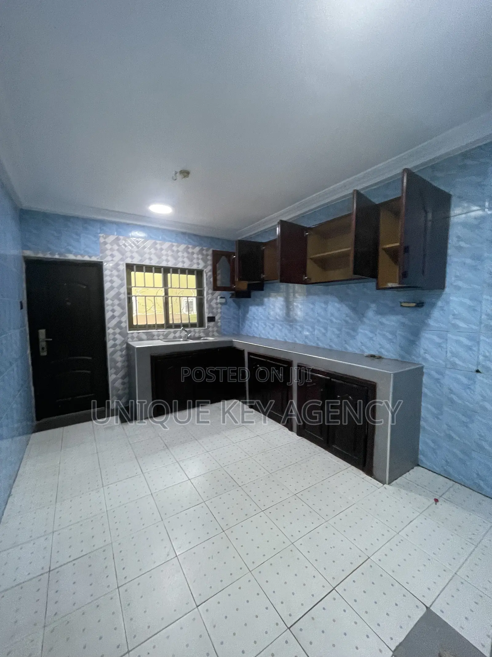 2bdrm House in Unique Key Agency, Spintex for rent