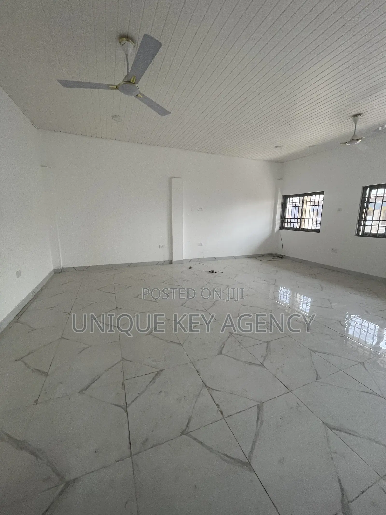 3bdrm Apartment in Unique Key Agency, Spintex for rent