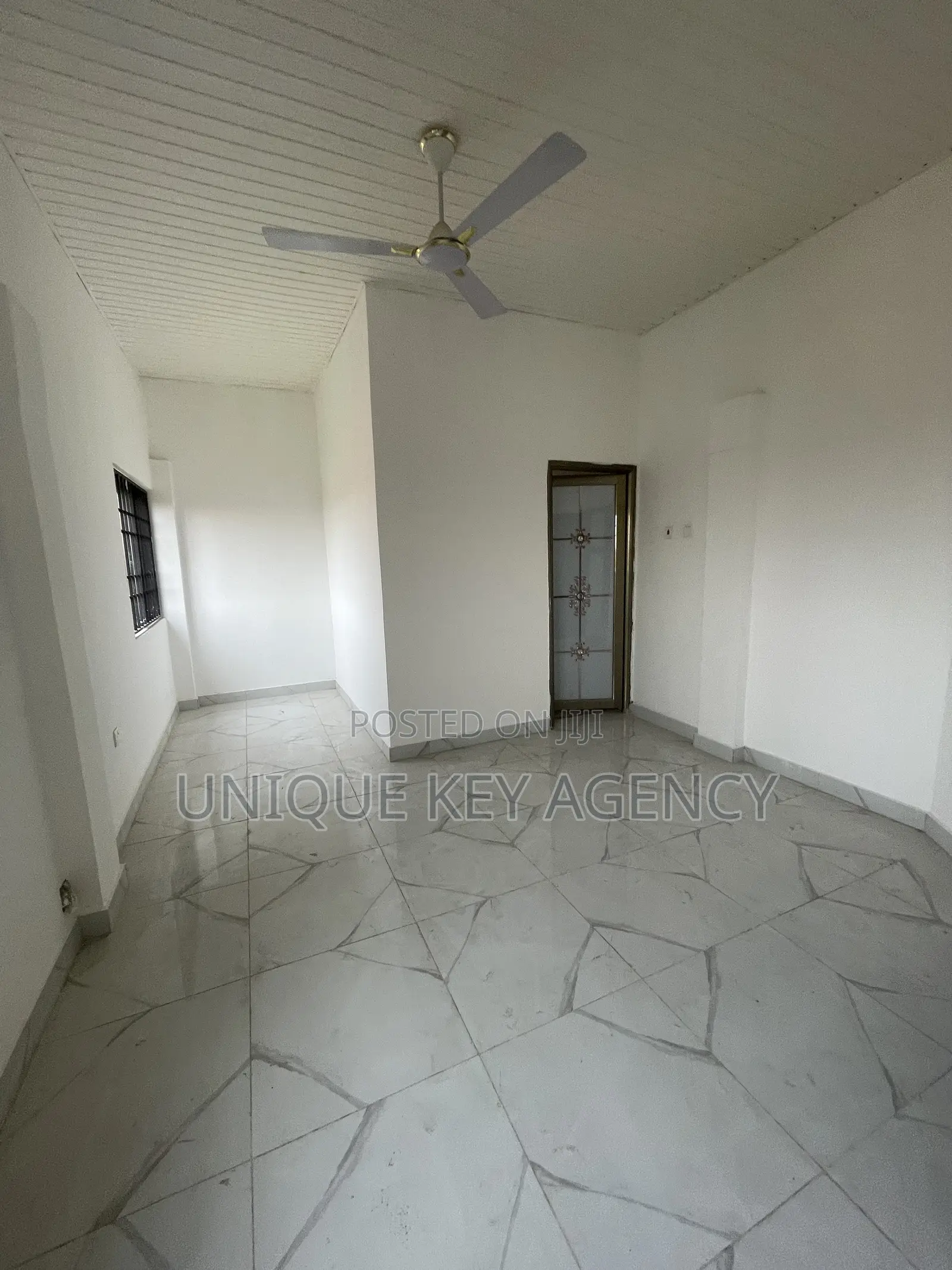 3bdrm Apartment in Unique Key Agency, Spintex for rent