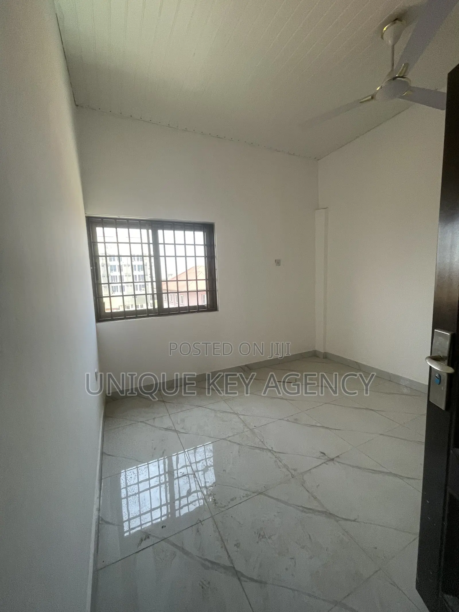 3bdrm Apartment in Unique Key Agency, Spintex for rent