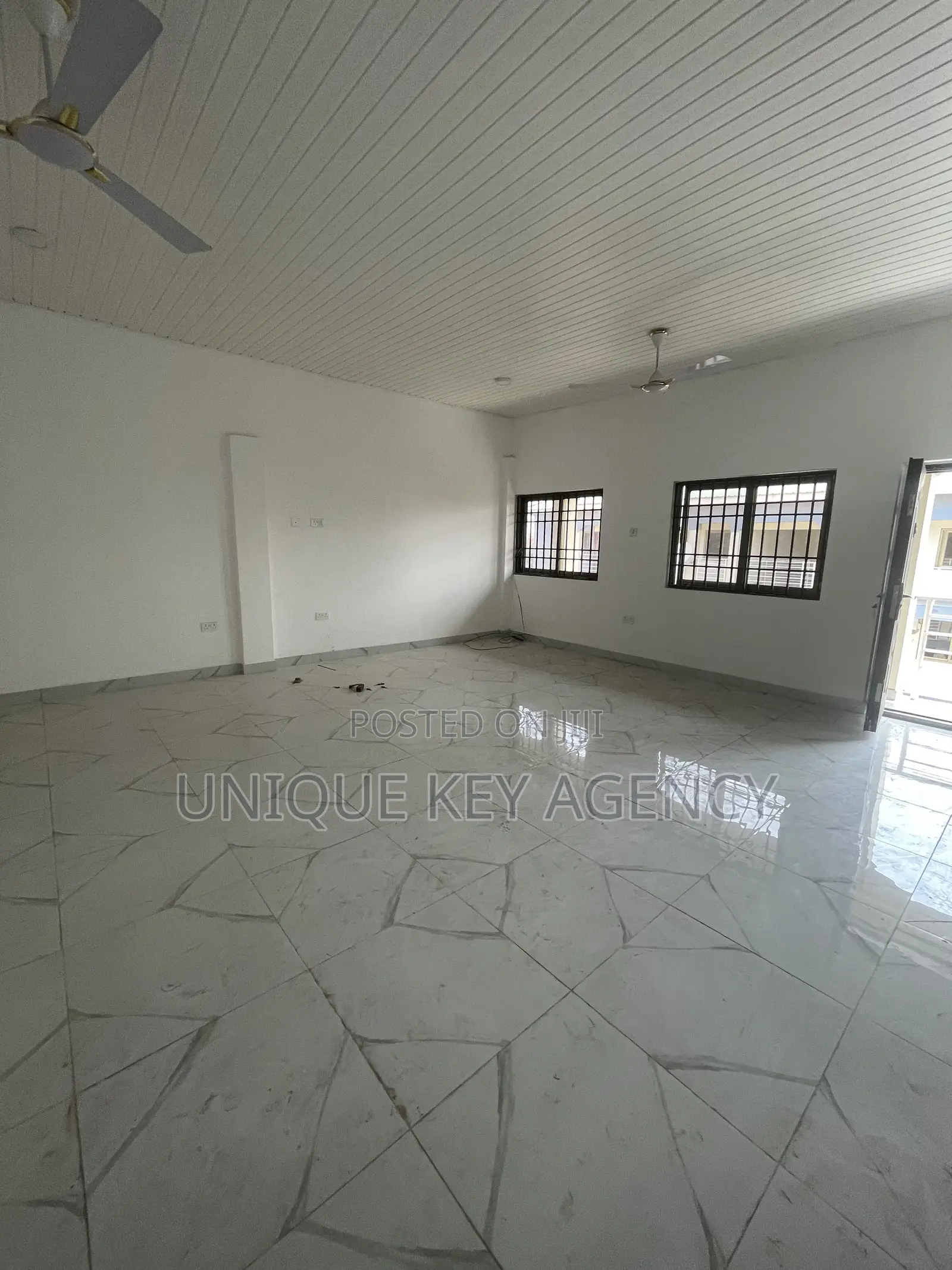 3bdrm Apartment in Unique Key Agency, Spintex for rent