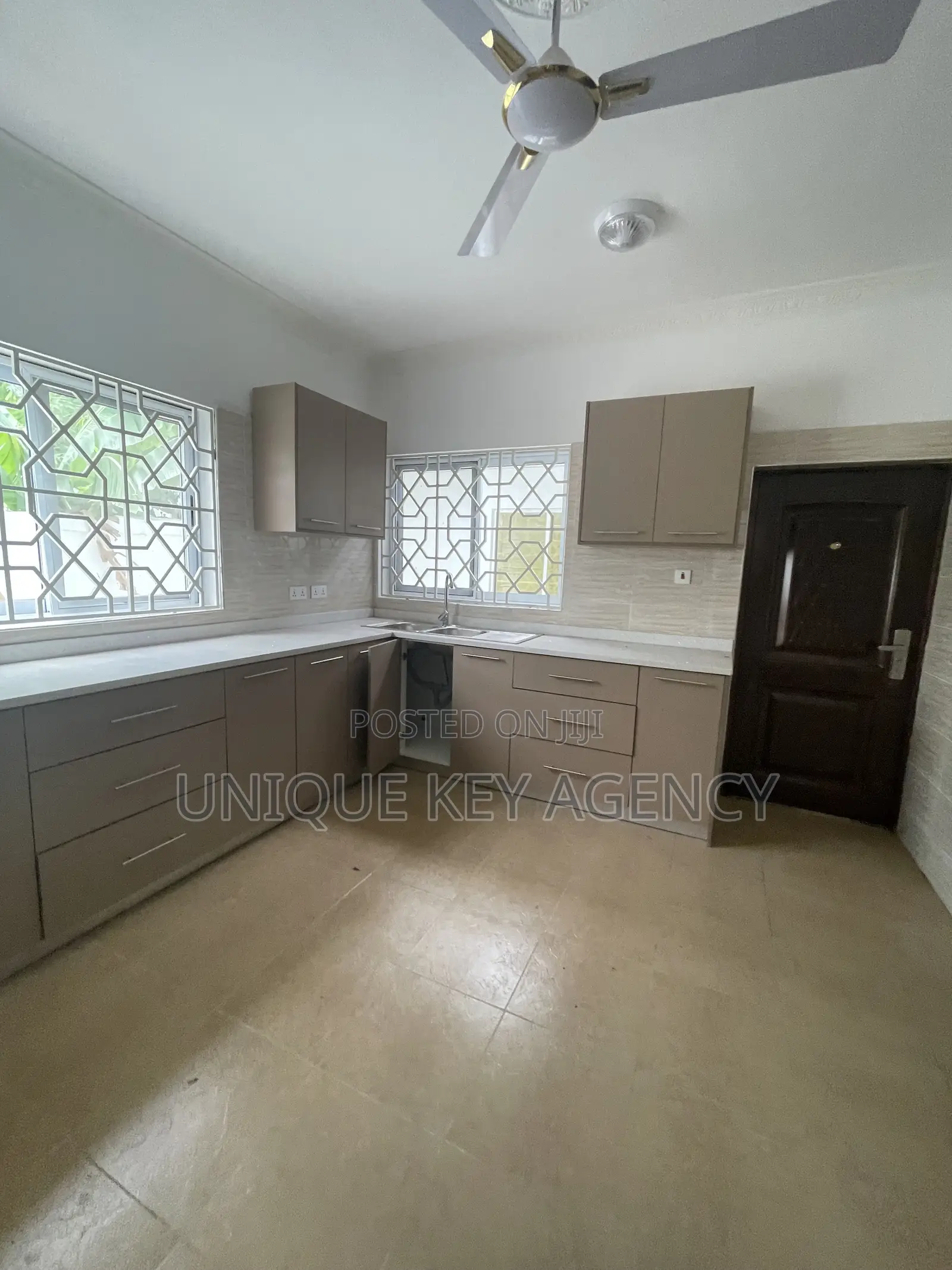 5bdrm House in Unique Key Agency, Roman Ridge for rent