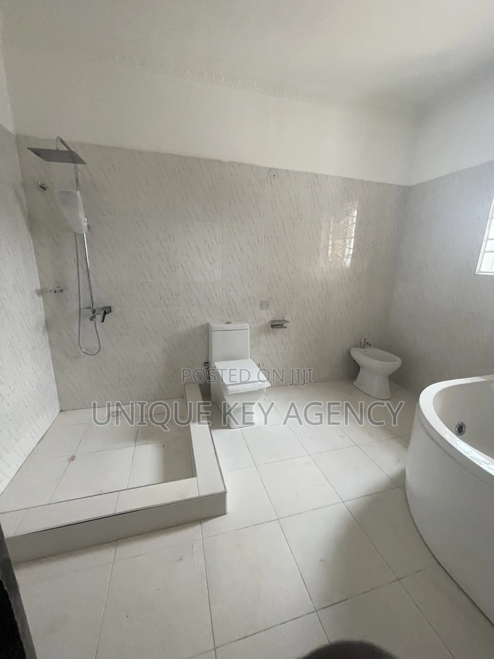 5bdrm House in Unique Key Agency, Roman Ridge for rent