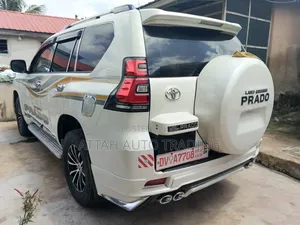 Toyota Land Cruiser Prado 2022 White