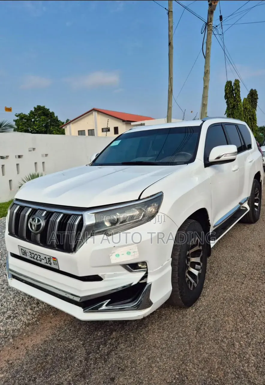 Toyota Land Cruiser Prado 2022 White