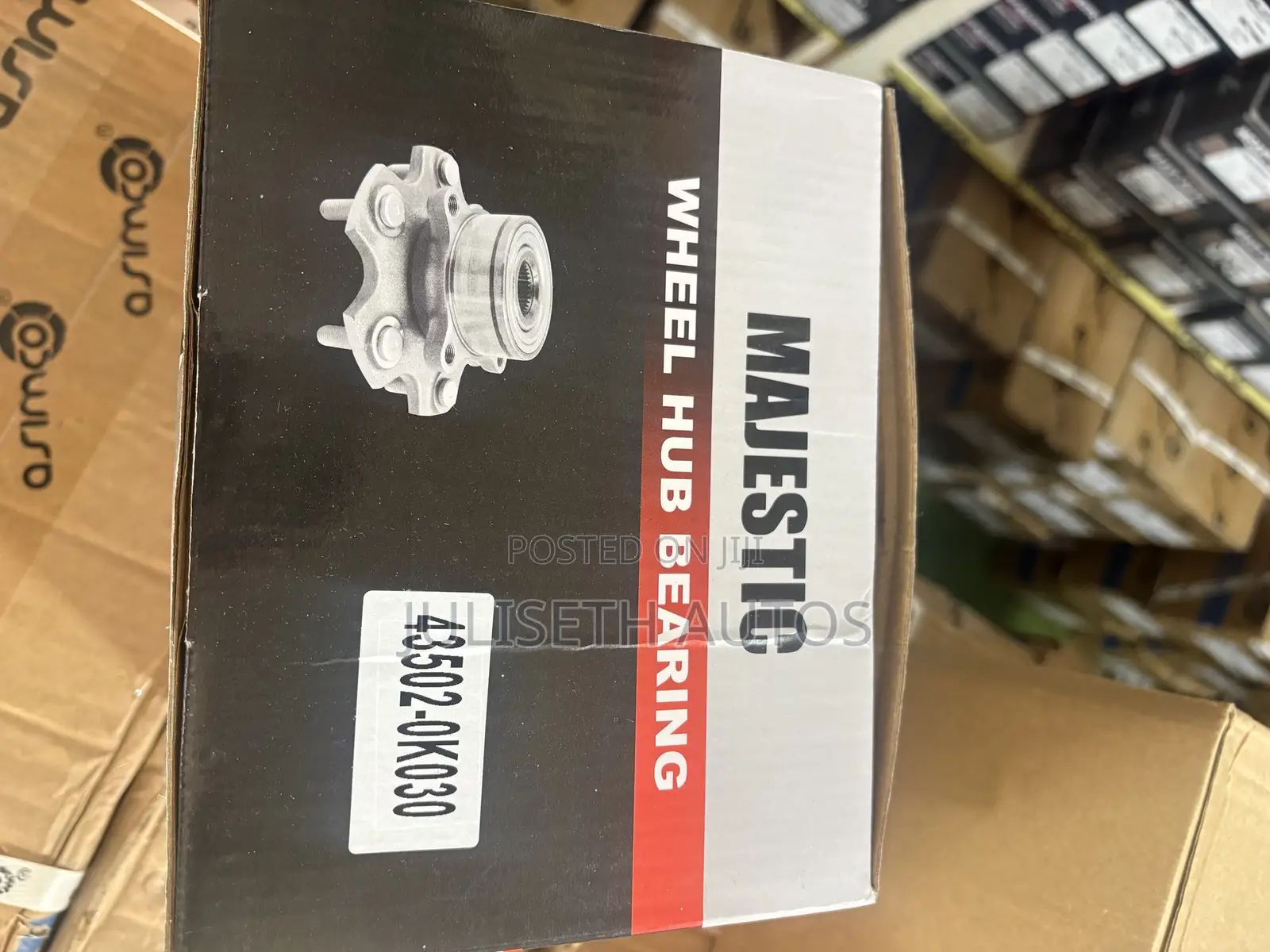 Toyota Hilux/ Vigo and Fortuna Front Wheel Hub