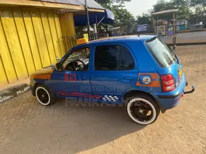 Nissan March 2001 Blue