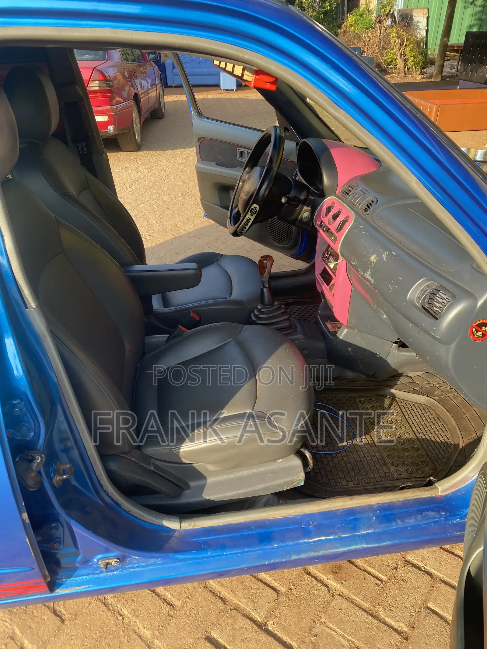 Nissan March 2001 Blue
