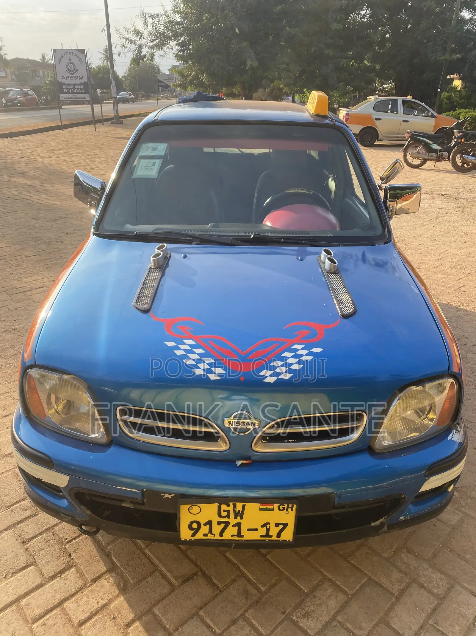 Nissan March 2001 Blue