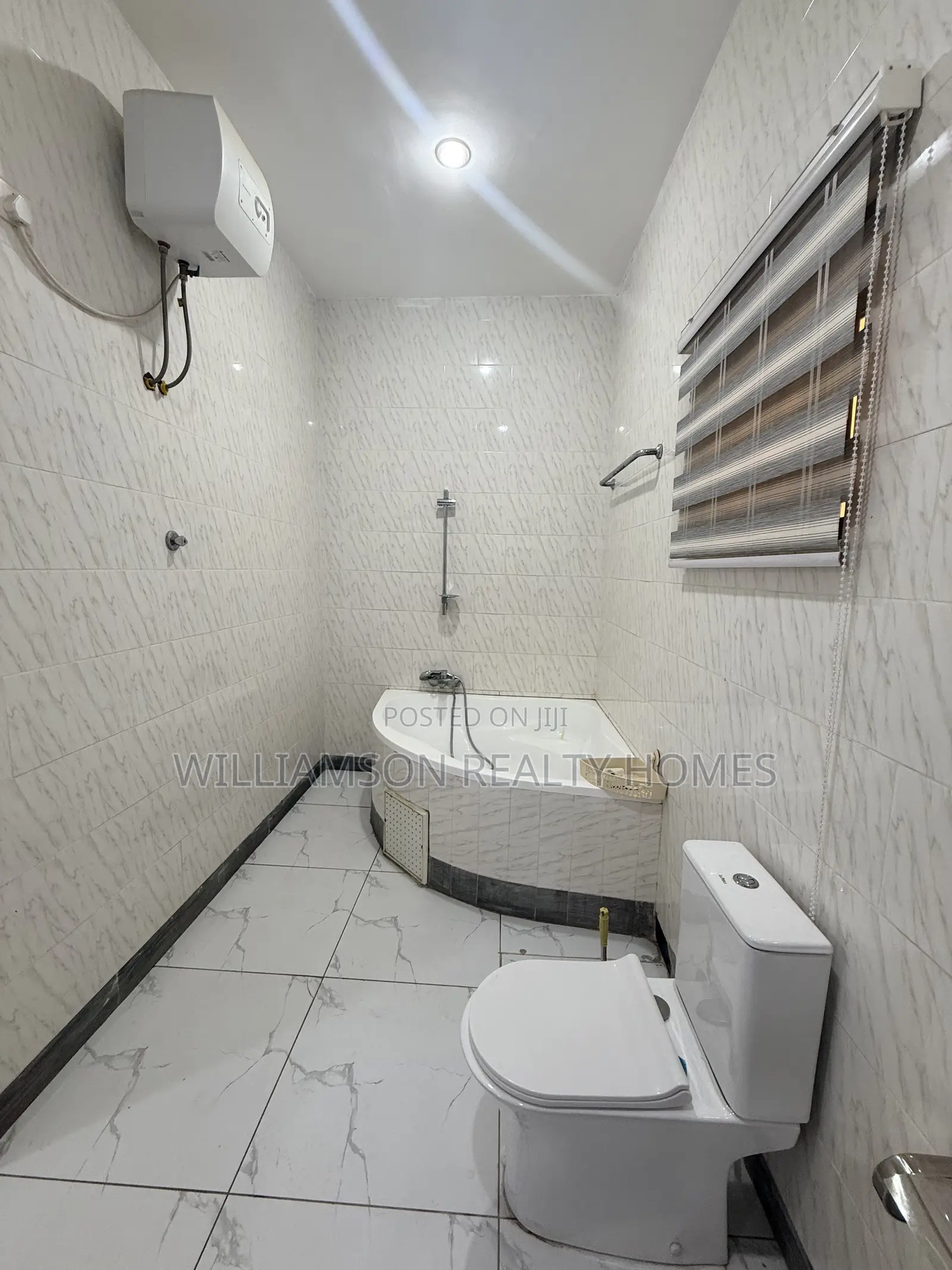 5bdrm House in Community 20 Estate, Spintex for rent